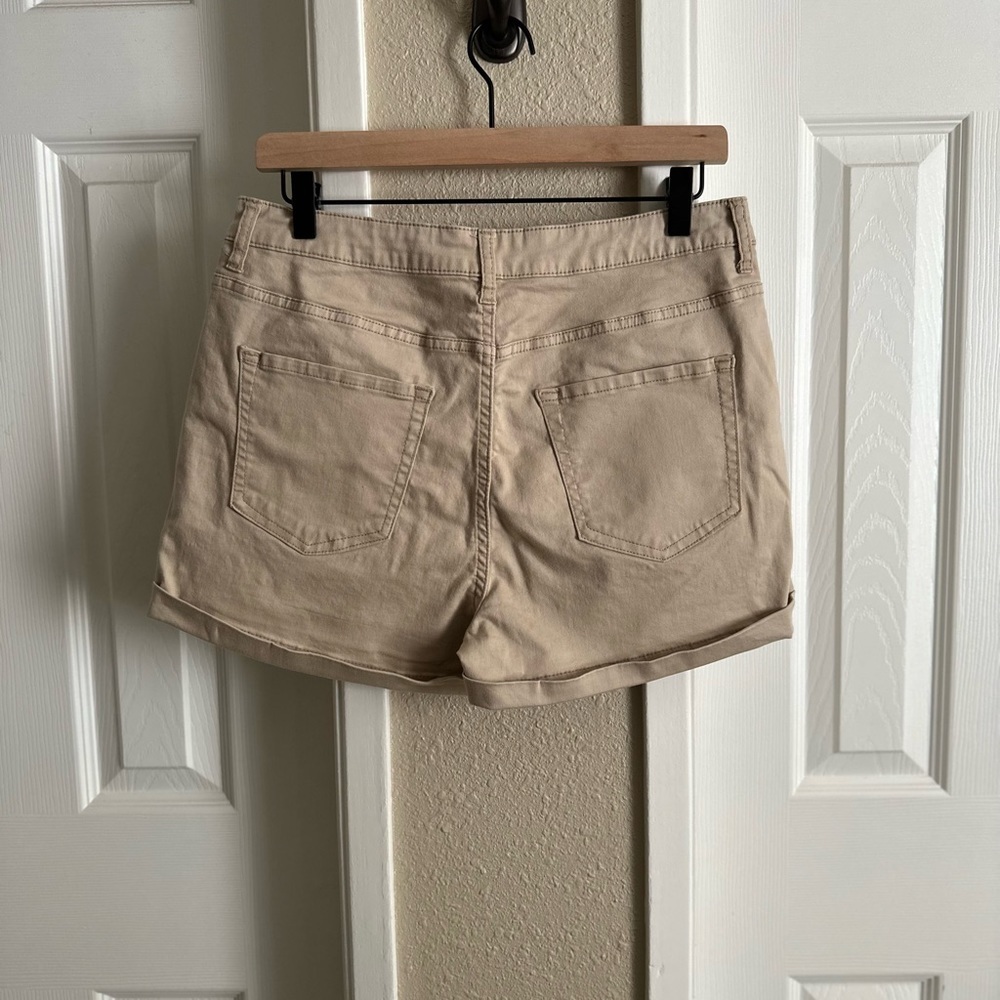 Forever 21 High Waist Tan Shorts Size:31 - Picture 2 of 6